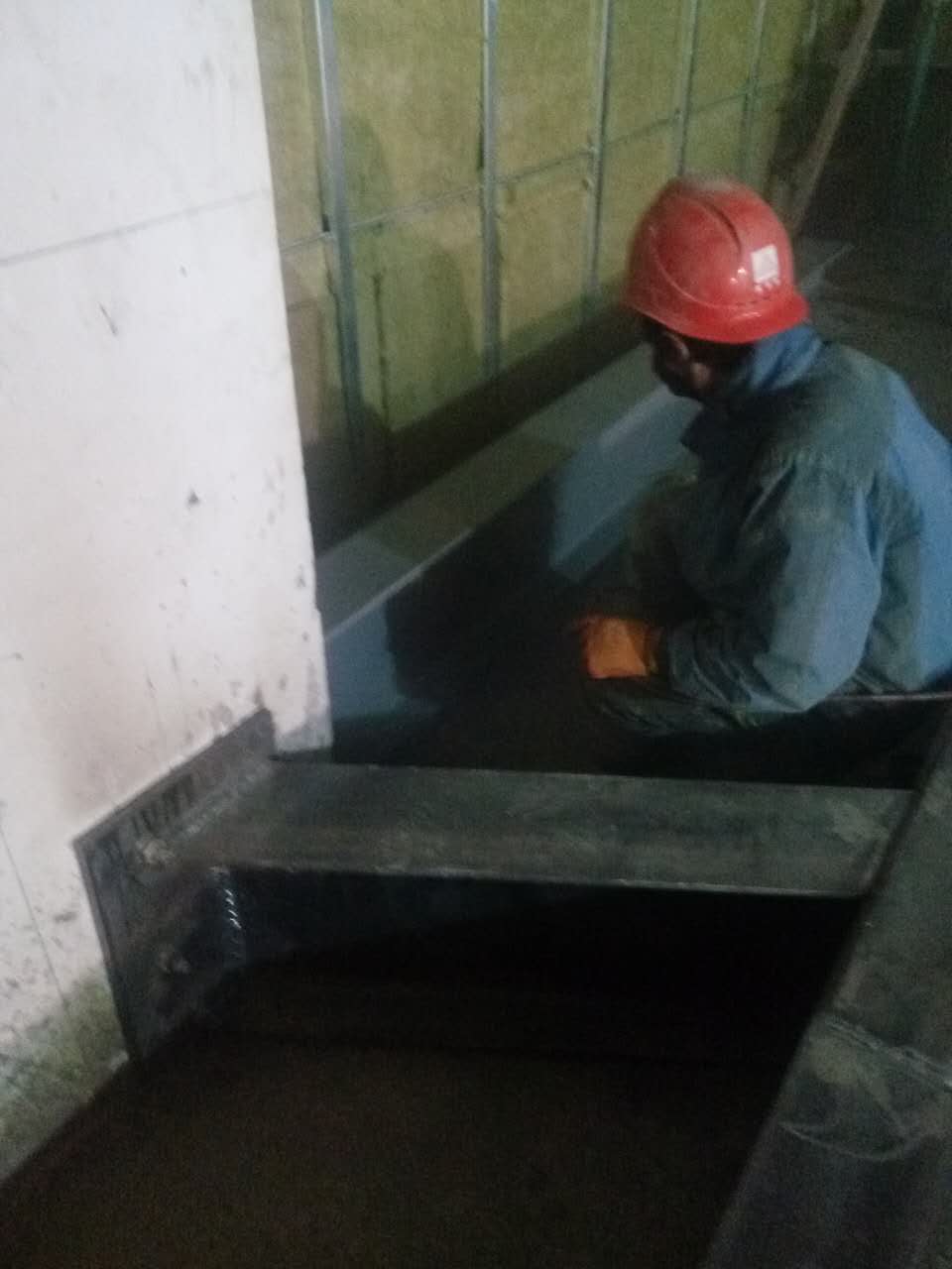 1561428682976384.jpg 4.1油漆喷涂.JPG